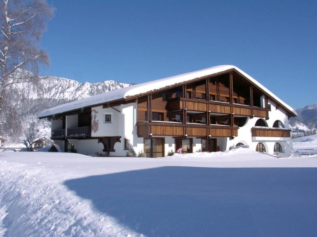 Landhaus Schnoeller Танхайм Екстериор снимка